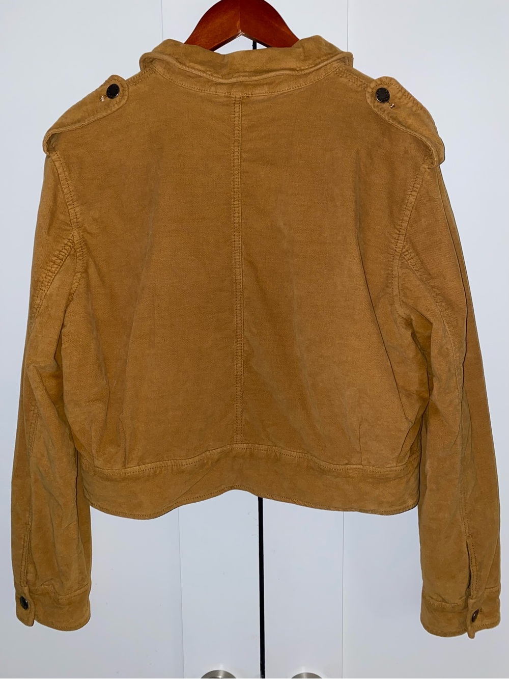 Free People Everlyn Corduroy Crop Jacket Large ‘Marygold’ ASO Santa Clarita Diet - Picture 8 of 13